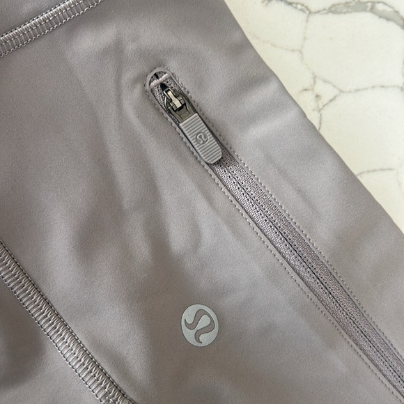 Lululemon Speed Wunder Tight Leggings Grey White size 4 - Picture 8 of 9